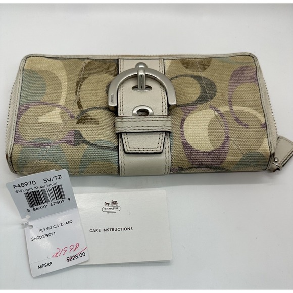 Coach Wallet Womens Multi Soho‎ Optic C Linen Signature Logo Buckle Zip Around